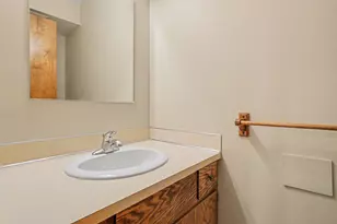 917 Ottawa Ave, Holland, MI 49423 - Photo 15