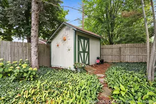 409 Marywood Dr NE, Grand Rapids, MI 49505 - Photo 61