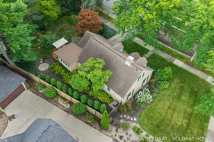 409 Marywood Dr NE, Grand Rapids, MI 49505 - Photo 79