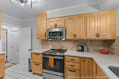 409 Marywood Drive NE, Grand Rapids, MI 49505 - Photo 23