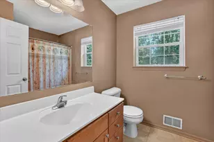 5677 Cartago Dr, Lansing, MI 48911 - Photo 25