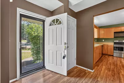 5677 Cartago Drive, Lansing, MI 48911 - Photo 5