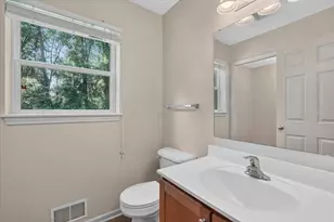 5677 Cartago Dr, Lansing, MI 48911 - Photo 13