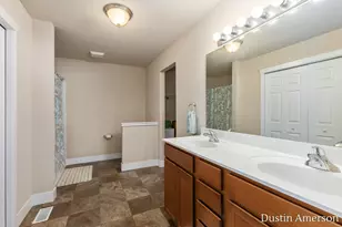 3269 Mesa Verde Ct SE, Kentwood, MI 49512 - Photo 17