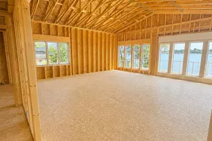 808 S Lakeshore Dr, Ludington, MI 49431 - Photo 9