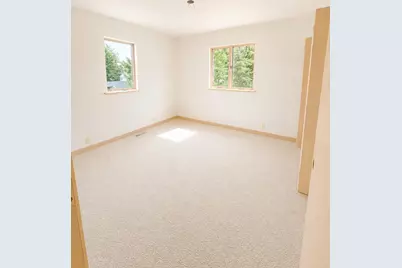 808 S Lakeshore Drive, Ludington, MI 49431 - Photo 19