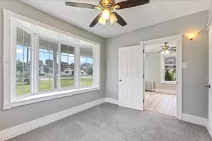 19903 Martin Rd, Saint Clair Shores, MI 48081 - Photo 11