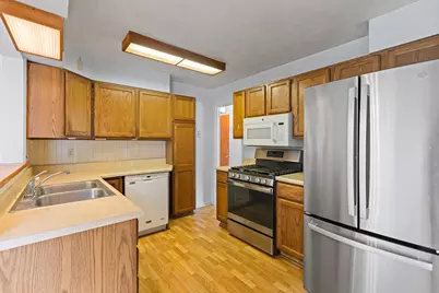 402 Seneca Street, Tecumseh, MI 49286 - Photo 5