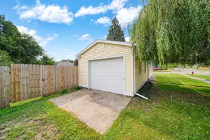 1100 E North St, Jackson, MI 49202 - Photo 33