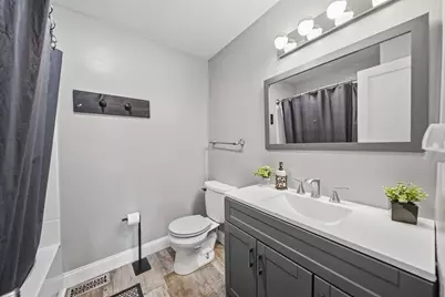 1100 E North Street, Jackson, MI 49202 - Photo 17