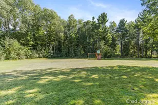 8938 S Big Pine Trail St, Newaygo, MI 49337 - Photo 9