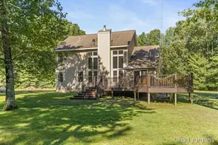 8938 S Big Pine Trail St, Newaygo, MI 49337 - Photo 5