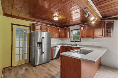 888 Riverview Drive, Plainwell, MI 49080 - Photo 5