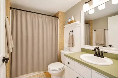 940 Monroe Avenue NW #405A, Grand Rapids, MI 49503 - Photo 9