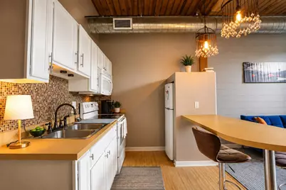 940 Monroe Avenue NW #405A, Grand Rapids, MI 49503 - Photo 7
