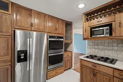 34214 Old Timber Road, Farmington, MI 48331 - Photo 15