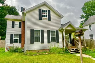 72 Budlong St, Hillsdale, MI 49242 - Photo 3
