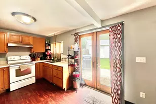 72 Budlong St, Hillsdale, MI 49242 - Photo 17