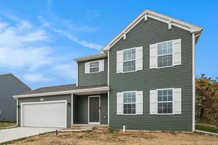 335 N Hillcrest Ave, Fremont, MI 49412 - Photo 1