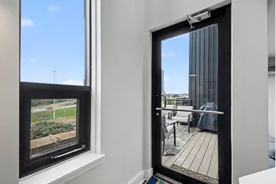 600 Broadway Avenue NW #602, Grand Rapids, MI 49504 - Photo 11