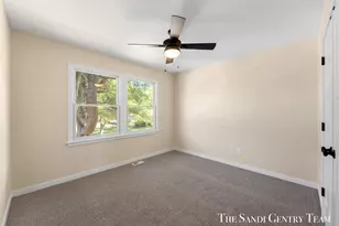 1032 Arlington Ave, Grand Haven, MI 49417 - Photo 27