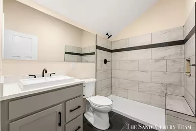 1032 Arlington Avenue, Grand Haven, MI 49417 - Photo 23