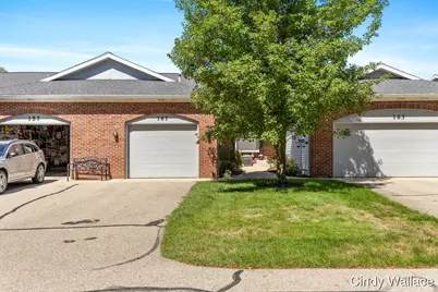 161 Laurelwood Court SW #98, Grand Rapids, MI 49548 - Photo 3