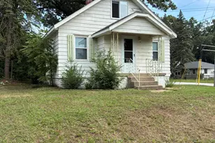 1543 NE Mason Street NE, Grand Rapids, MI 49503 - Photo 1