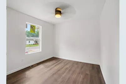 480 W Kenwood Street, Twin Lake, MI 49457 - Photo 11