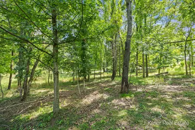 1859 Oakleigh Avenue NW, Grand Rapids, MI 49504 - Photo 17