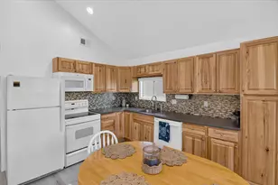 6227 K Dr, Osseo, MI 49266 - Photo 9