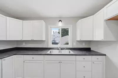 208 S Brown Street, Jackson, MI 49203 - Photo 11
