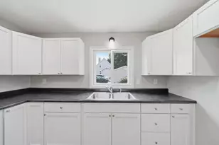 208 S Brown St, Jackson, MI 49203 - Photo 11