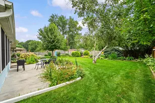 2987 E Windsor Dr, Saint Joseph, MI 49085 - Photo 43
