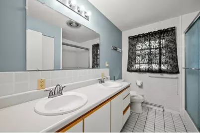 2987 E Windsor Drive, Saint Joseph, MI 49085 - Photo 17