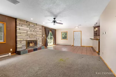 1085 4 Mile Road NE, Grand Rapids, MI 49525 - Photo 3