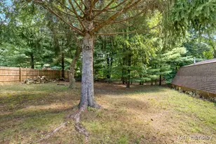 1085 4 Mile Rd NE, Grand Rapids, MI 49525 - Photo 39