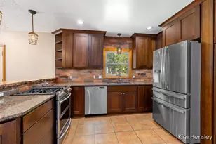 1085 4 Mile Rd NE, Grand Rapids, MI 49525 - Photo 9