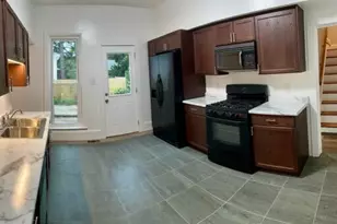 208 S Elm St, Three Oaks, MI 49128 - Photo 23