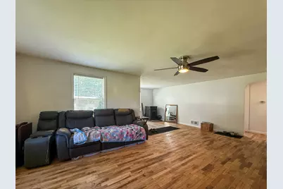 2661 E Empire Avenue, Benton Harbor, MI 49022 - Photo 3