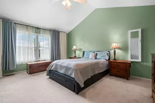 2240 Indian Creek Cir, Ann Arbor, MI 48105 - Photo 23