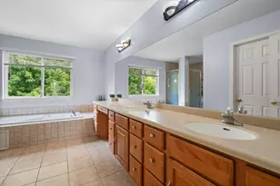 2240 Indian Creek Cir, Ann Arbor, MI 48105 - Photo 27