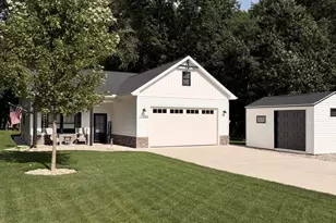 7586 Regency Ln, Canadian Lakes, MI 49346 - Photo 1