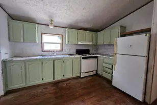 813 McCourtie St, Kalamazoo, MI 49008 - Photo 3