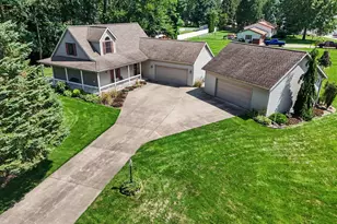 56695 Chippewa Dr, Three Rivers, MI 49093 - Photo 5