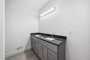 1823 N Sutton Rd, Jackson, MI 49202 - Photo 21