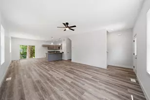1823 N Sutton Rd, Jackson, MI 49202 - Photo 9