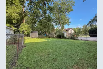 103 N Lowe Street, Dowagiac, MI 49047 - Photo 5