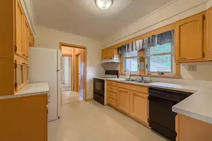 103 N Lowe St, Dowagiac, MI 49047 - Photo 15