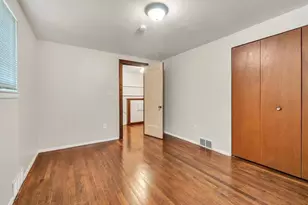 32760 Hiveley, Westland, MI 48186 - Photo 17